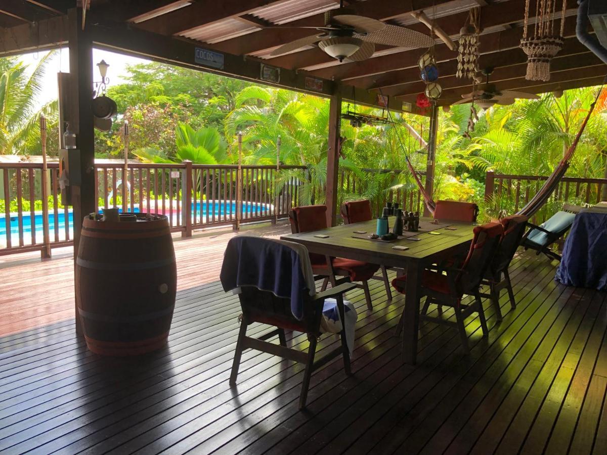 פליינג פיש קוב Island Time Guest Room מראה חיצוני תמונה